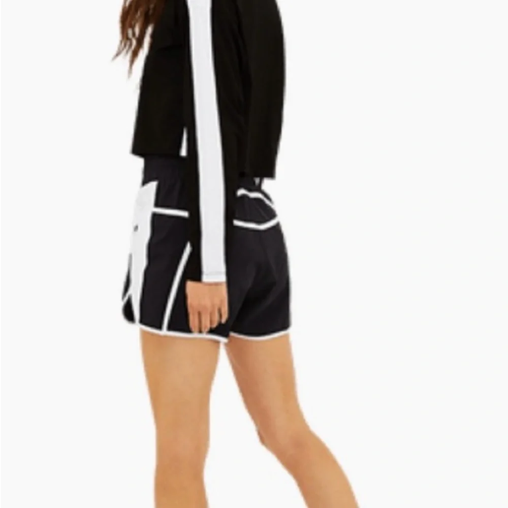 Beach Riot Cliff short NWT - Picture 2 of 2